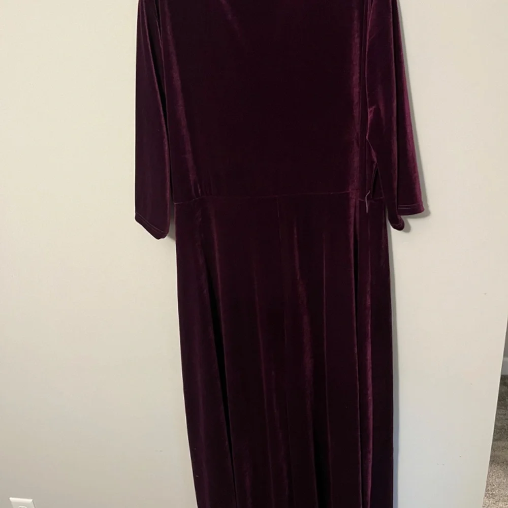 Plum Crushed Velvet Textured Long Dress 4X Wedding Guest - Picture 5 of 7